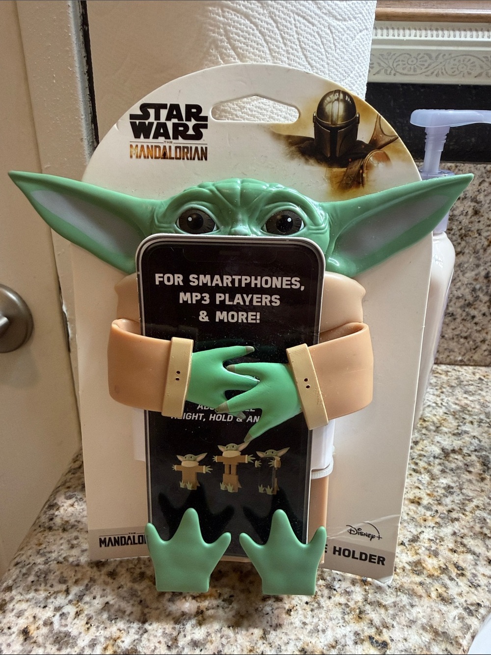 Star Wars Grogu Green and Tan Smartphone Holder